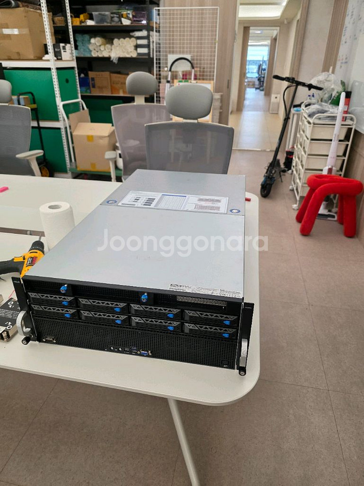 아수스 서버pc케이스 esc8000a-11e 팝니다.--0