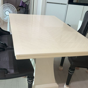 중고돌식탁(의자포함)