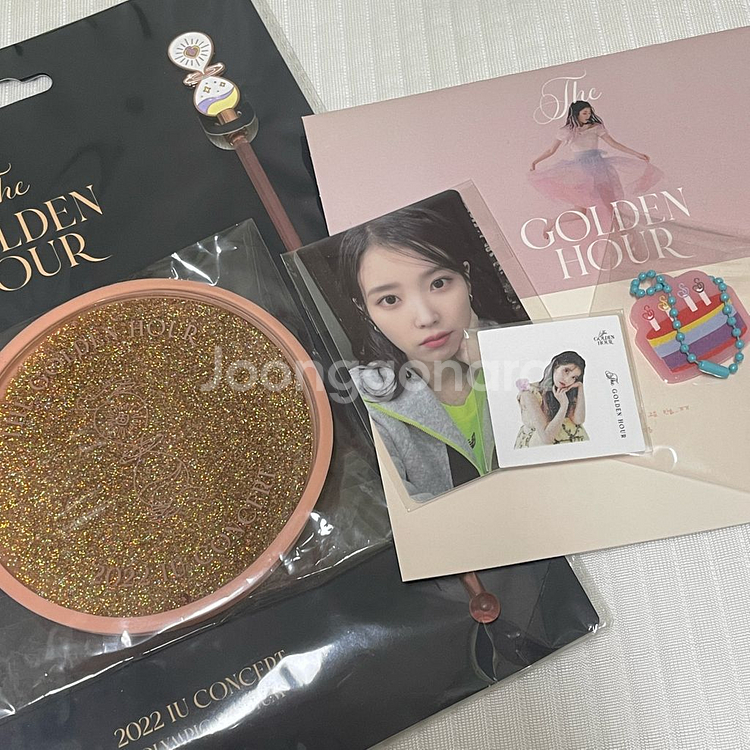 아이유 골든아워 코스터 유애나존 특전 포카--0
