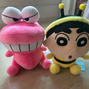 꿀벌짱구 핑크악어 인형 새상품 판매해요