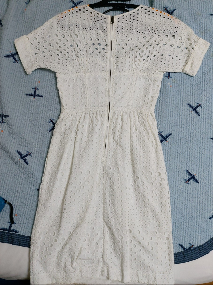 버버리브릿원피스 버버리화이트펀칭원피스55--2