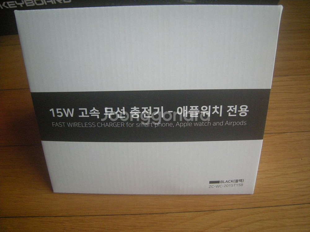 제로큐브 15W 애플워치전용 무선충전기4 in 1--0