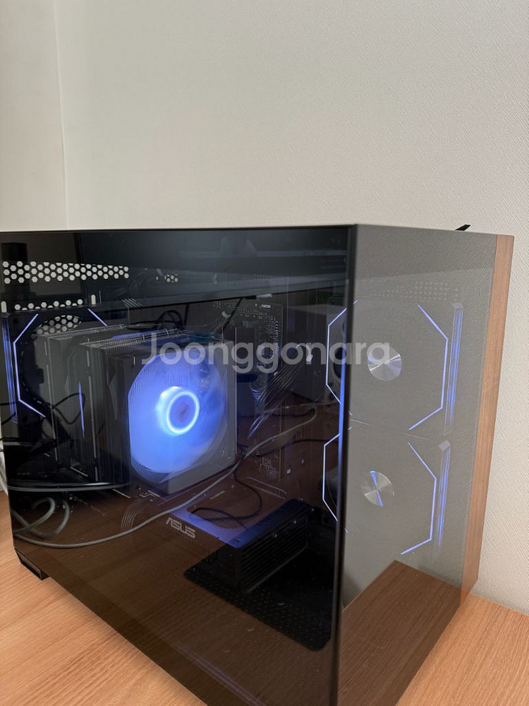 라이젠 9600x 5070 32GB램 1TB SSD 게--0