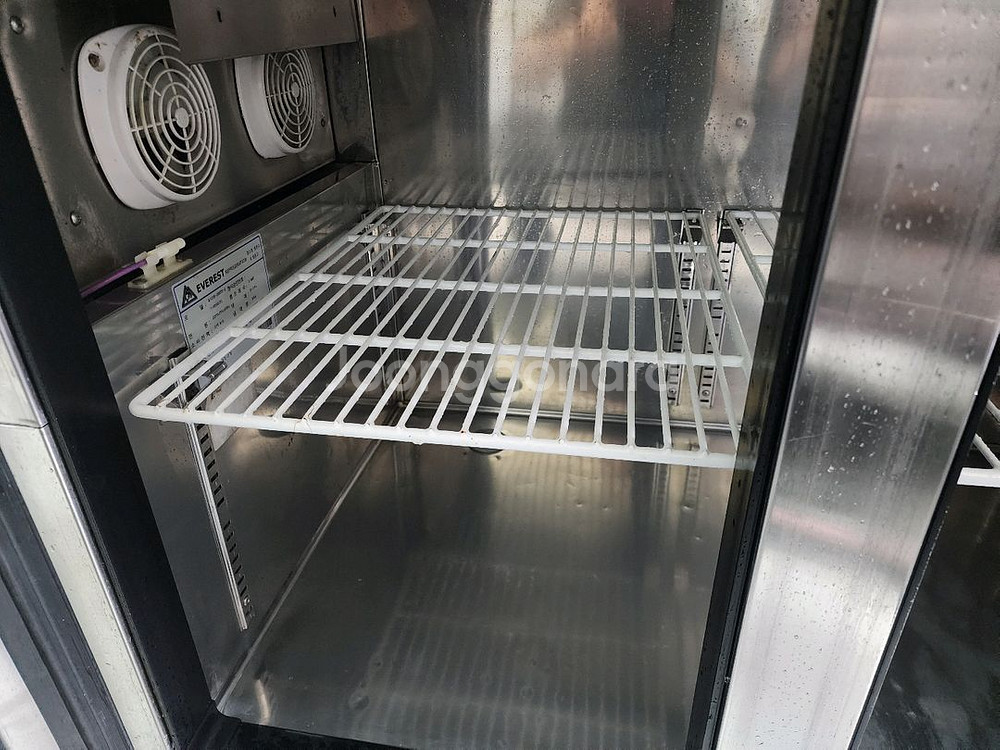부성 에베레스트 1200테이블 냉장고 간냉식 판매 합니--3