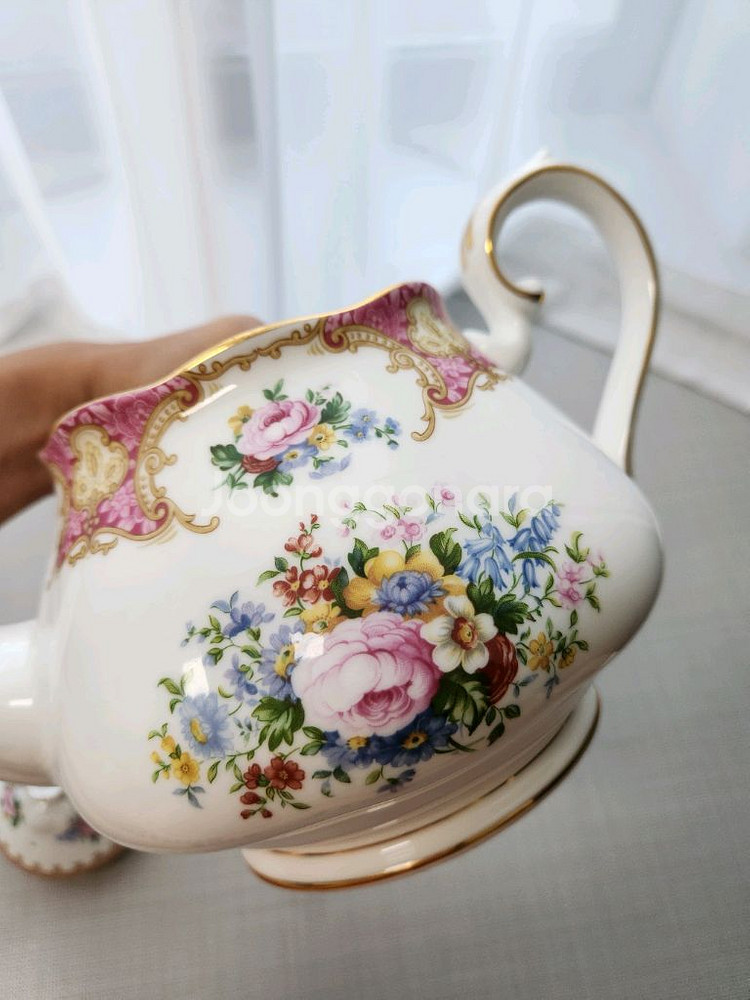 로얄알버트 레이디칼라일 티포트--6