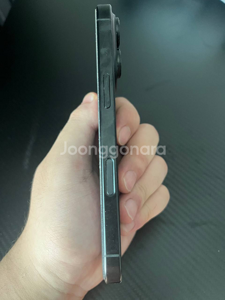 아이폰 16pro 128기가 블랙티타늄 색상--3