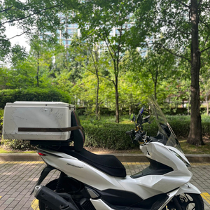 혼다 pcx /22년형 6만대 배달세팅,판매합니다.