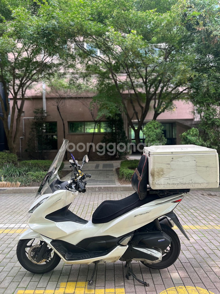 혼다 pcx /22년형 6만대 배달세팅,판매합니다.--4