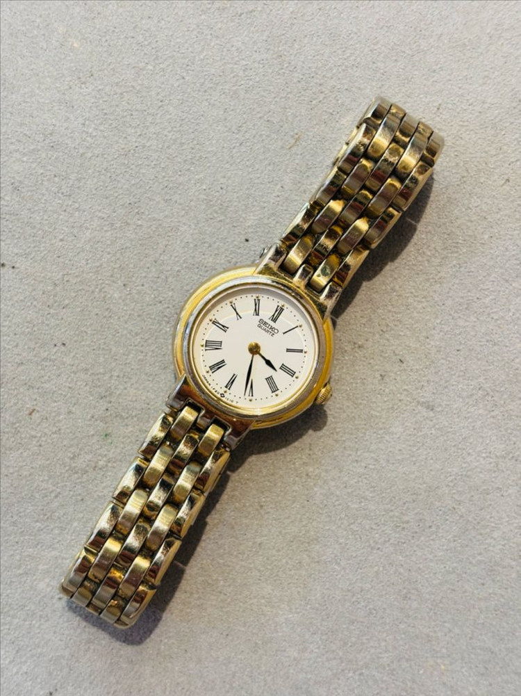 세이코 Seiko 여성용 쿼츠 시계 #10--1