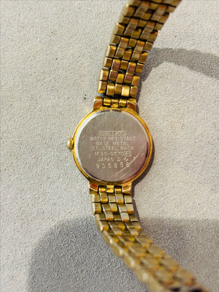 세이코 Seiko 여성용 쿼츠 시계 #10--4