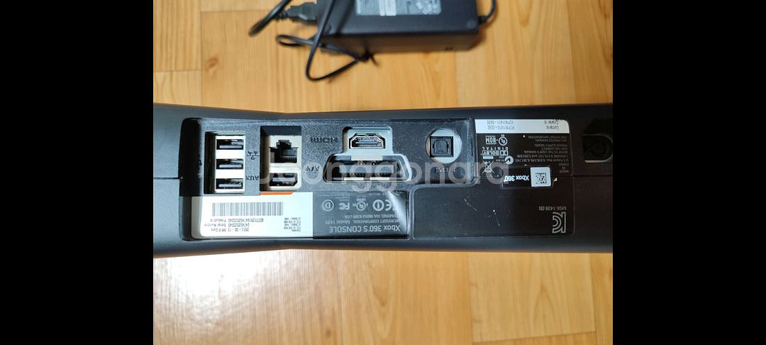 XBOX360 S 본체 + 전원--1