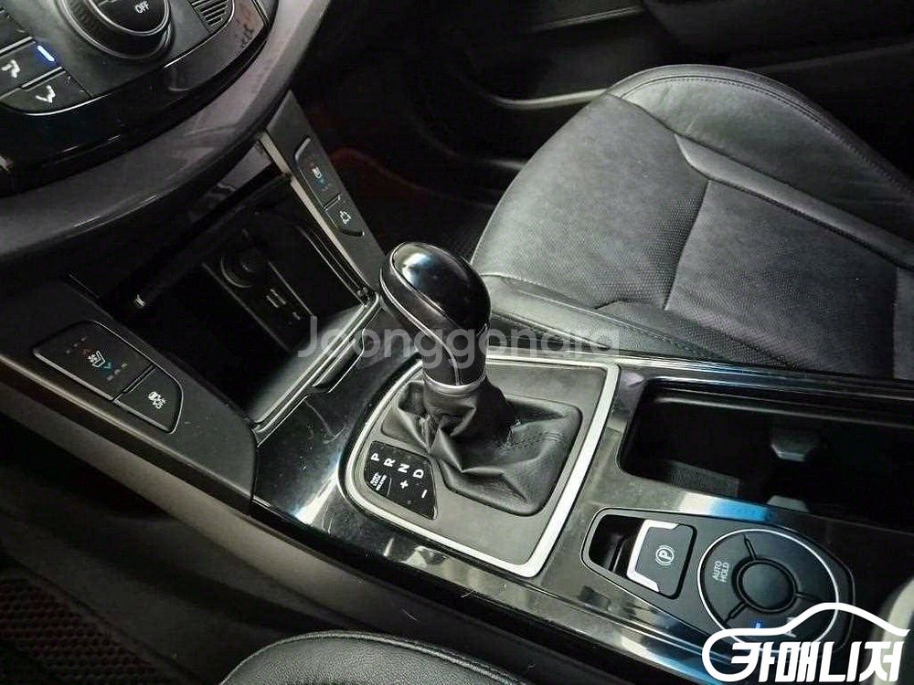 [현대]i40Saloon 2.0 GDI D 스펙 (5인--7