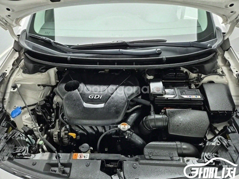 [현대]뉴 i30 1.6 GDI 익스트림 (5인승) #--4