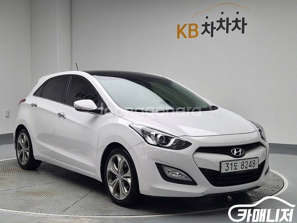 [현대]뉴 i30 1.6 GDI 익스트림 (5인승) #--3