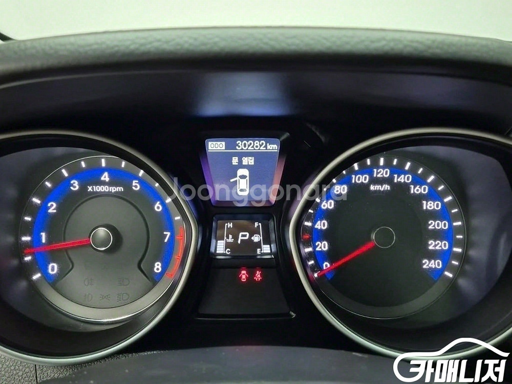 [현대]뉴 i30 1.6 GDI 익스트림 (5인승) #--5