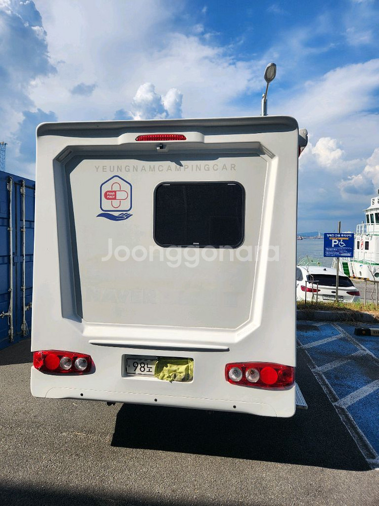 영남캠핑카 트레블라인350 판매--2