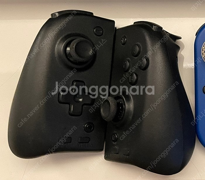 스위치 어사인포스 그립컨트롤러 팝니다.--0