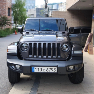 랭글러 JL 4도어 2.0 터보 4WD 오버랜드파워탑