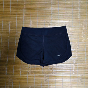 나이키 드라이핏핫팬츠~32인치