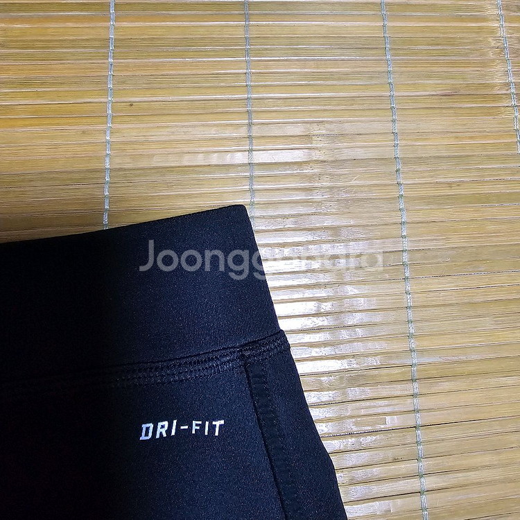 나이키 드라이핏핫팬츠~32인치--2