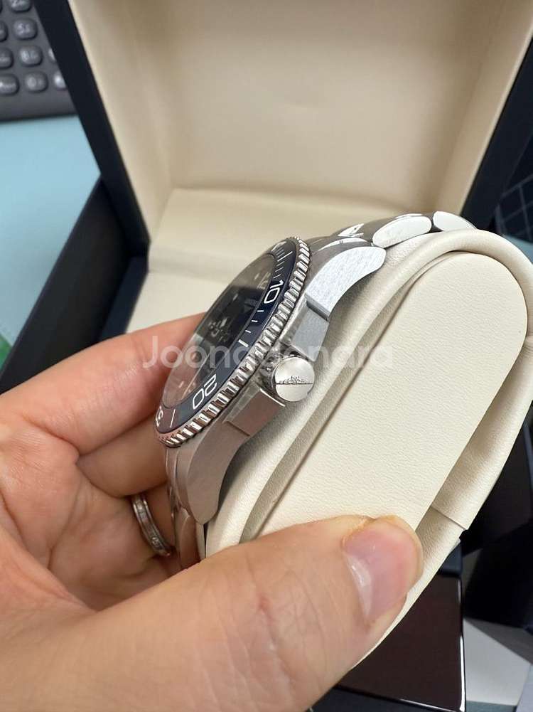 론진 하이드로콘퀘스트 41mm 청판 오토매틱--5