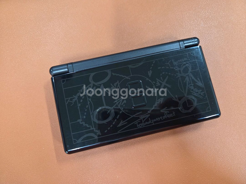 닌텐도 NDSL 위닝일레븐 한정판 판매합니다--3