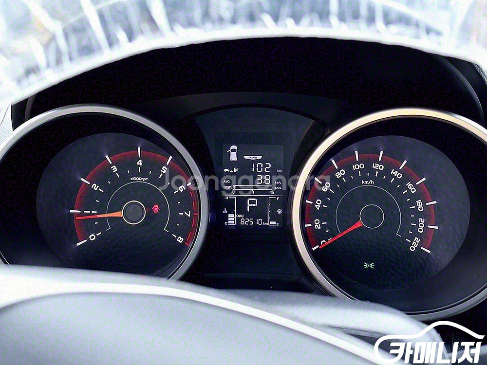 [KG모빌리티(쌍용) ]티볼리 가솔린 2WD 1.6 V--5