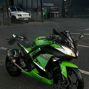 가와사키 닌자 300 대차