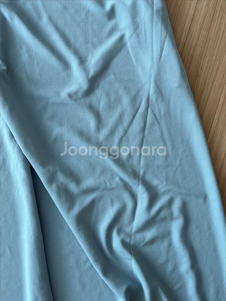 메바위 하늘색 원피스--9