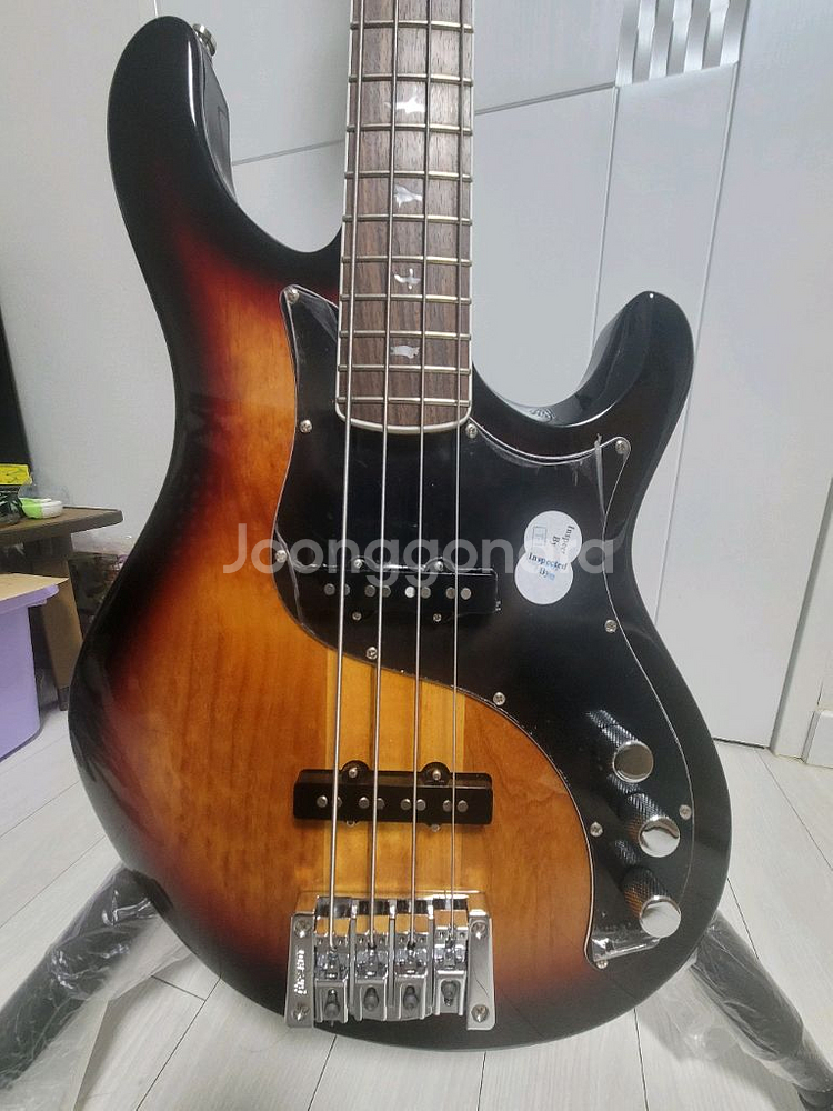 PRS KESTRAL BASS--3