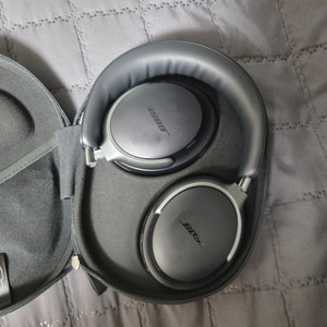 BOSE QC 울트라 헤드폰 판매합니다
