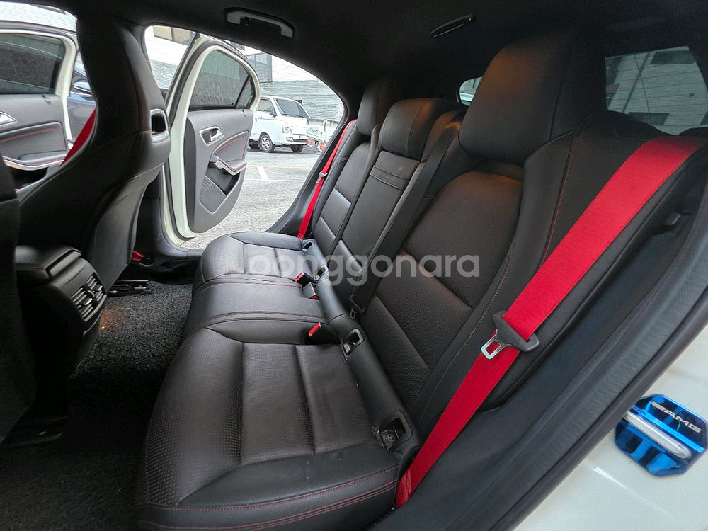 15년식 벤츠a45amg 팝니다--3