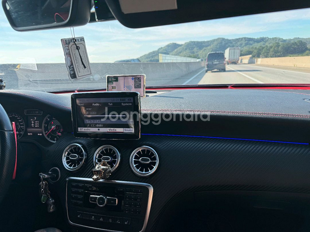 15년식 벤츠a45amg 팝니다--4