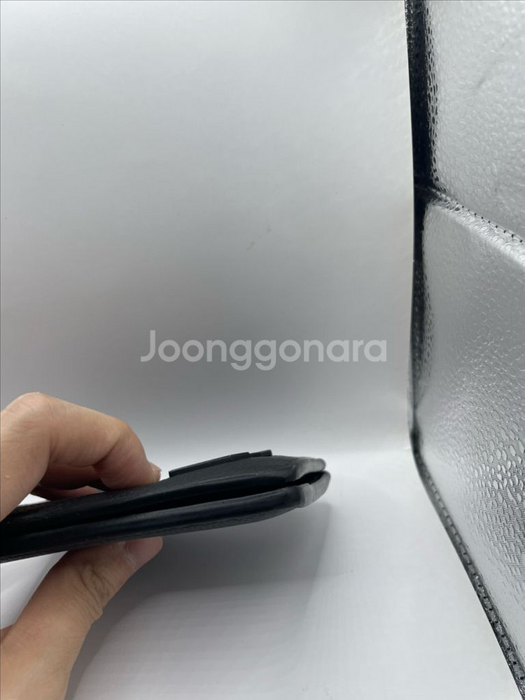 루이비통 블랙 에어로그램 남성 반지갑--6