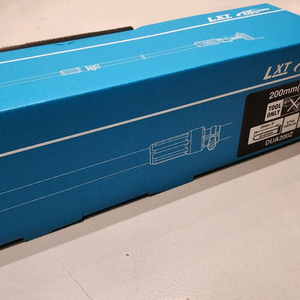 마끼다 무선장대톱 DUA200Z 본체 18V 200mm