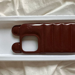 어반소피스티케이션 케이스 (아이폰 14프로)