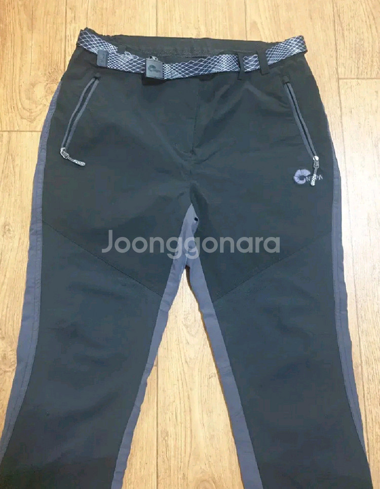 네파 아웃도어 바지 29인치입니다--0