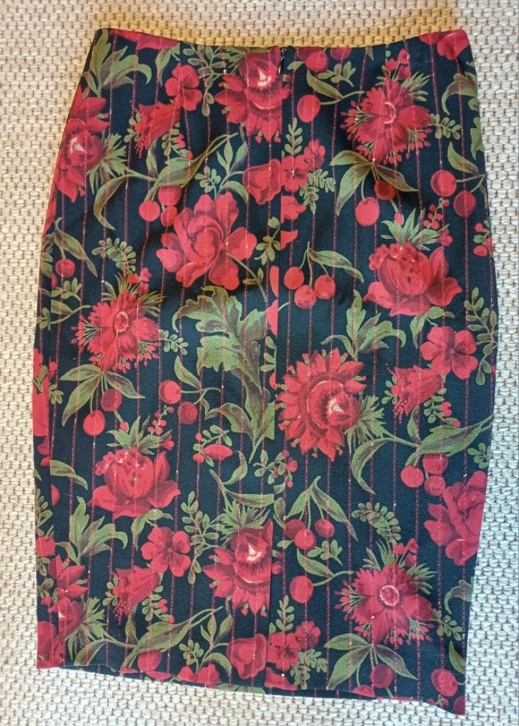 에스카다(ESCADA) 플로럴 펜슬 스커트 36 size--1