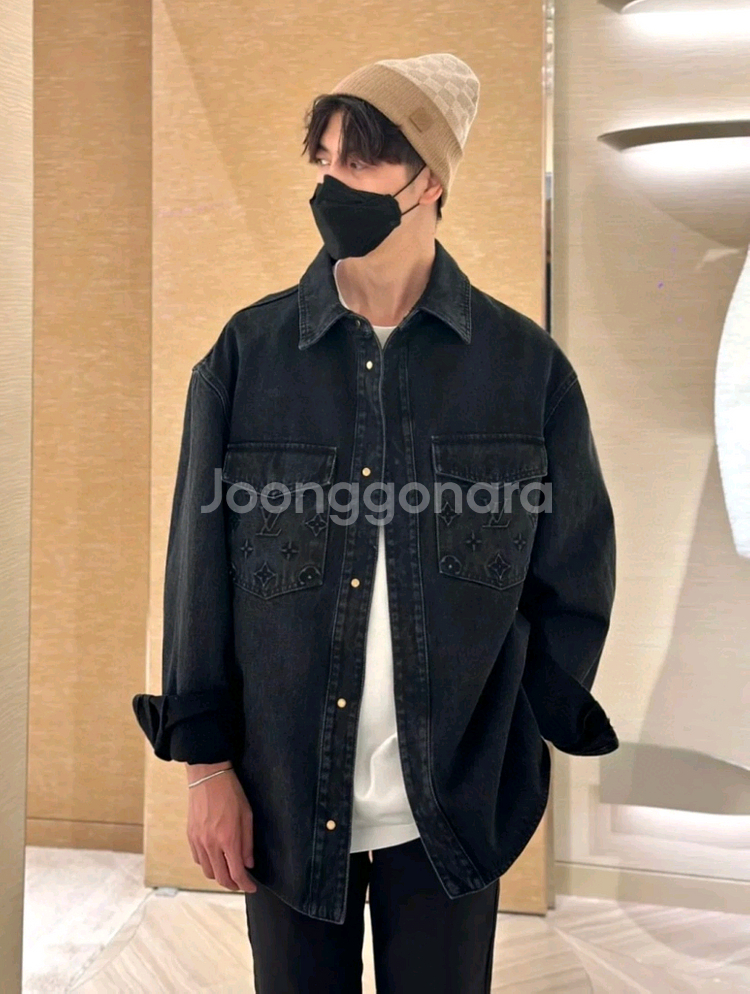 루이비통 엠보스드 데님 오버셔츠--7