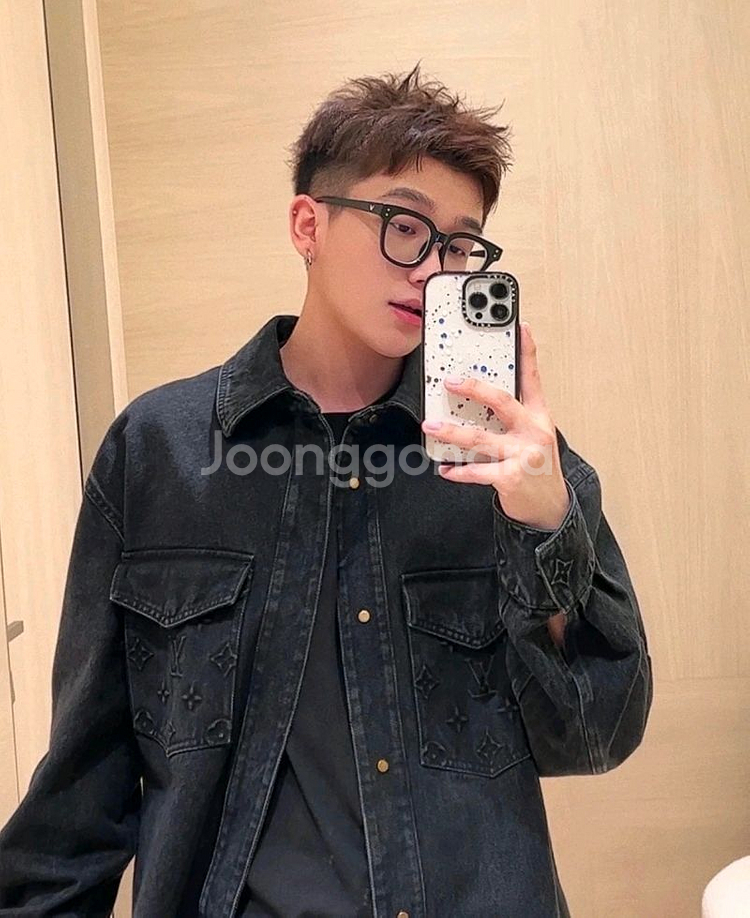 루이비통 엠보스드 데님 오버셔츠--8