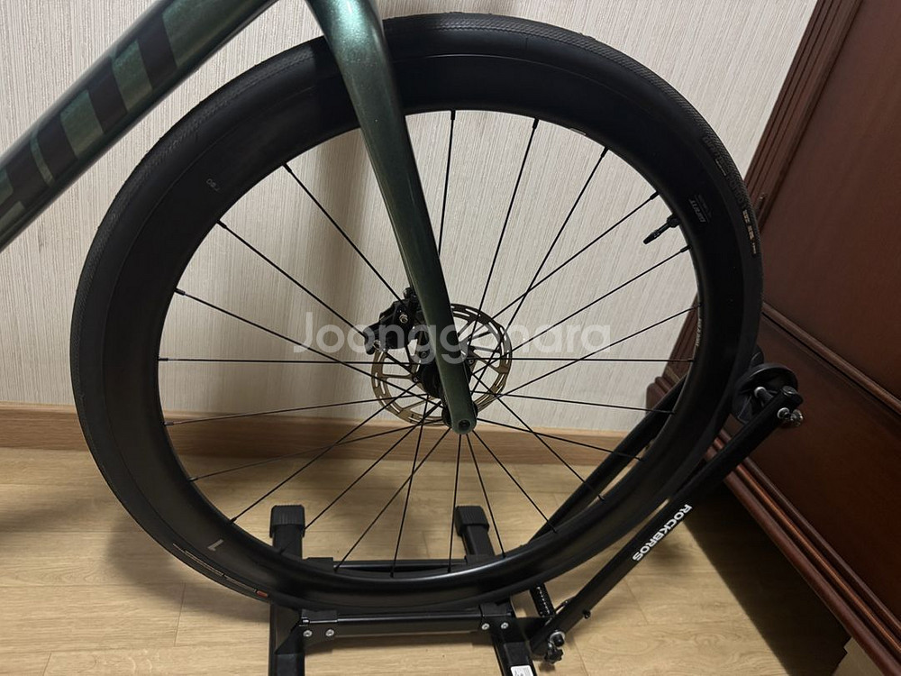 자이언트 tcr 어드벤스 1 23년식--4