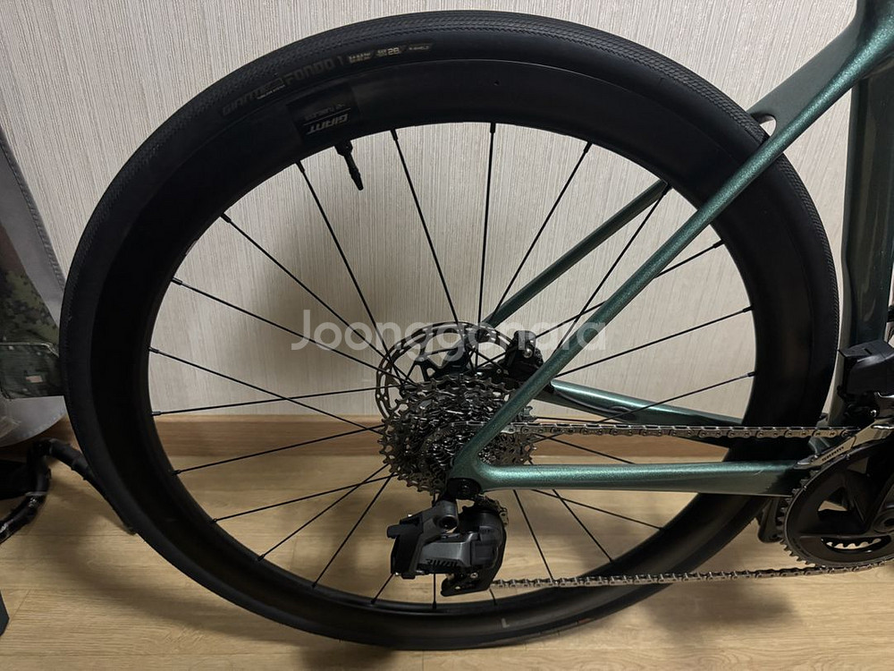 자이언트 tcr 어드벤스 1 23년식--3