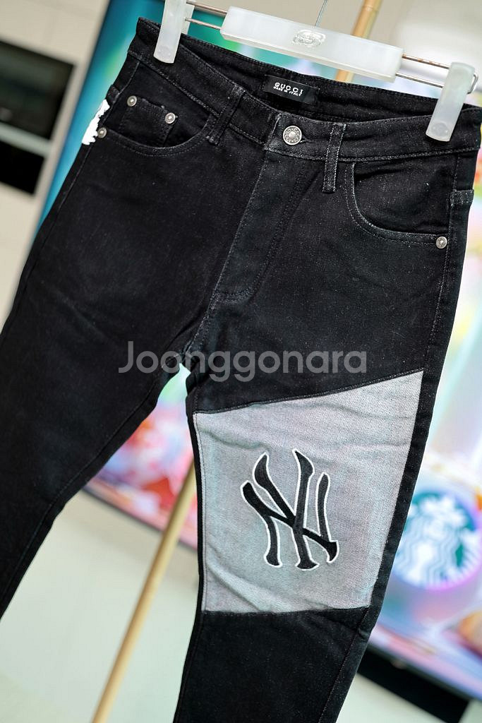 GUCCI (구찌) 블랙 진 (데님 팬츠) 29~30--1