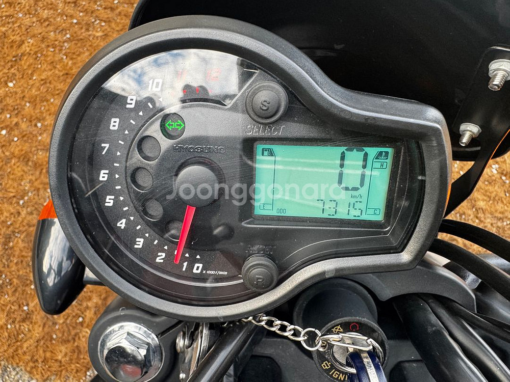 KR모터스 아퀼라125 23년형 7천Km 판매합니다.--9