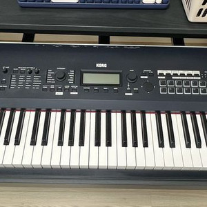 KORG KROSS 2-88 신디사이저 건반