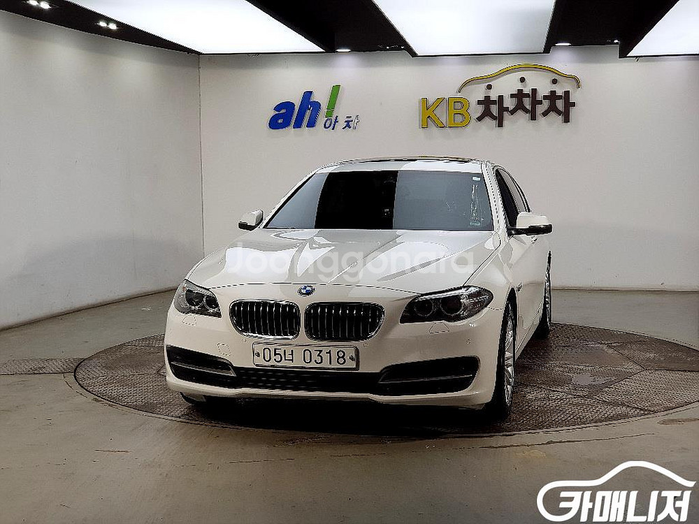 [BMW]5시리즈 (F10) 520d xDrive #앱--1