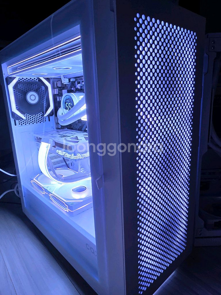 라이젠5 9600X RTX5060TI 화이트PC--4
