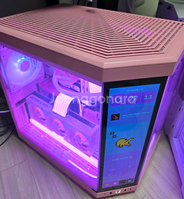 라이젠7 9800X3D RTX5080 핑크PC 팝니다--2