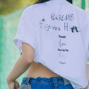 원가 NJZ 엔제이지 뉴진스 히로시 콜라보 반팔 L