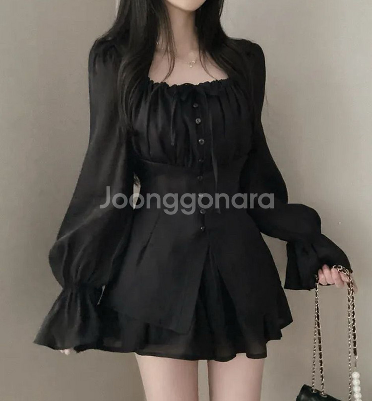 새상품) 럽앤썸 쉬폰 블라우스 캉캉 숏팬츠 투피스 세트--4